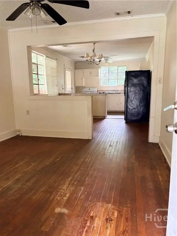 1110 W 49th Street, Savannah, GA 31401 - #3