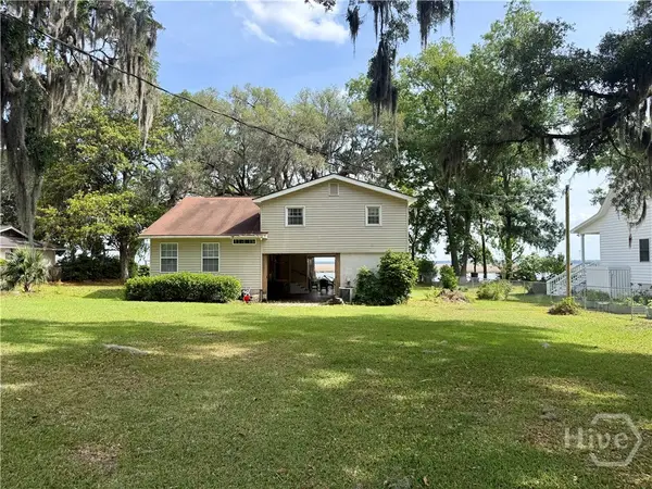 246 Old Mill Road E, Richmond Hill, GA 31324