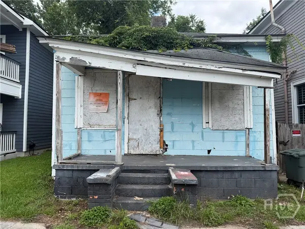 1010 E 38th Street, Savannah, GA 31401
