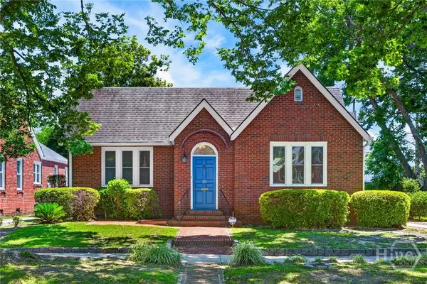 415 E 52nd Street, Savannah, GA 31405