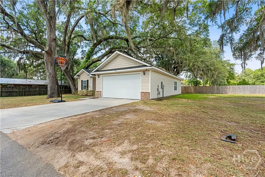 37 Douglas Road, Allenhurst, GA 31301 - #3
