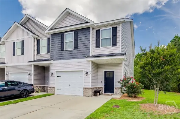 41 Leaf Court, Richmond Hill, GA 31321