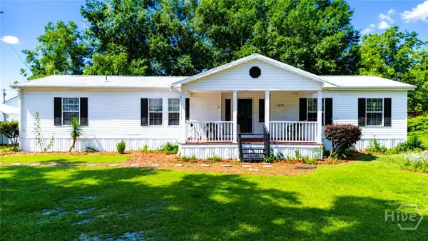 140 SE Crosby Street, Surrency, GA 31563