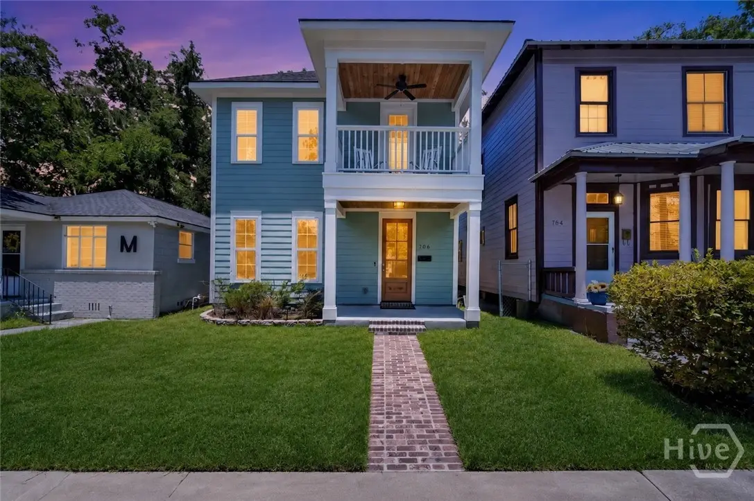 706 W 44th Street, Savannah, GA 31405 - #1