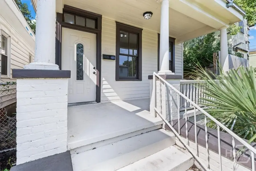 604 W 40th Street, Savannah, GA 31415 - #3
