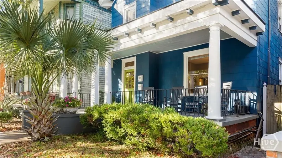 534 E Waldburg Street, Savannah, GA 31401 - #2