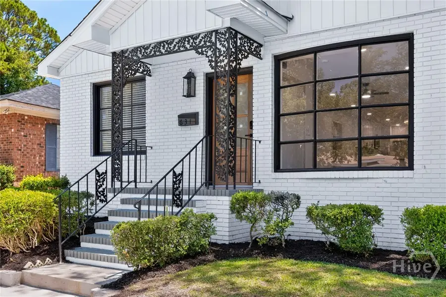 631 W 45th Street, Savannah, GA 31405 - #3