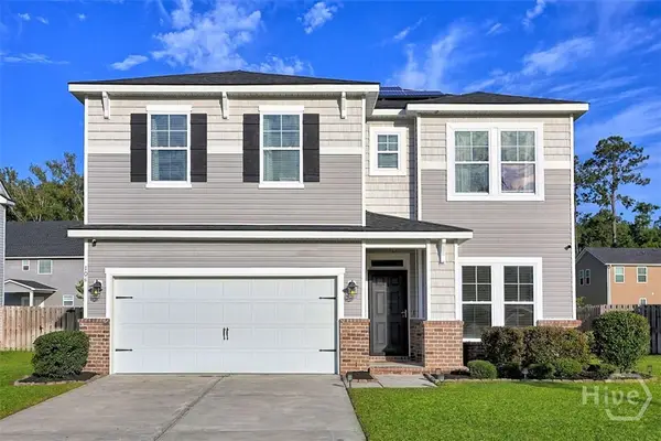 104 Whitaker Way N, Richmond Hill, GA 31324