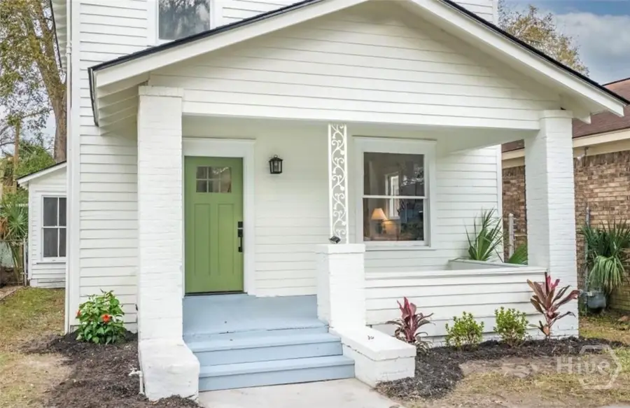 1008 E Waldburg Street, Savannah, GA 31401 - #2