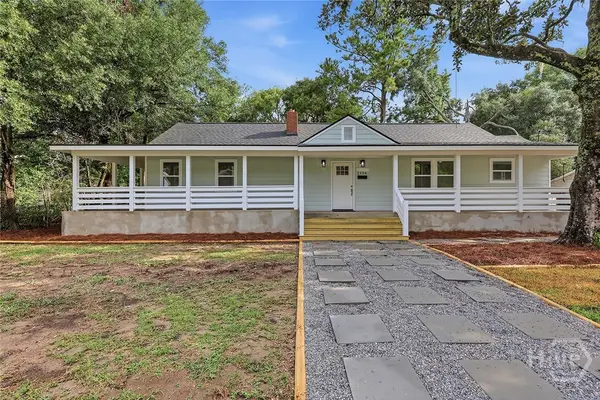 2156 New York Avenue, Savannah, GA 31404