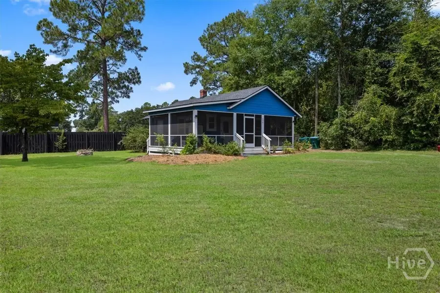204 N Ash Street, Springfield, GA 31329 - #2