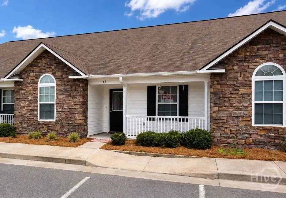 401 Barry Mccaffrey Boulevard #E3, Hinesville, GA 31313 - #1