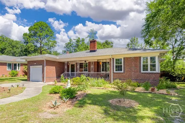18 E 61st Street, Savannah, GA 31405
