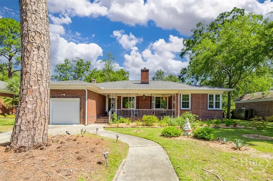 18 E 61st Street, Savannah, GA 31405 - #2