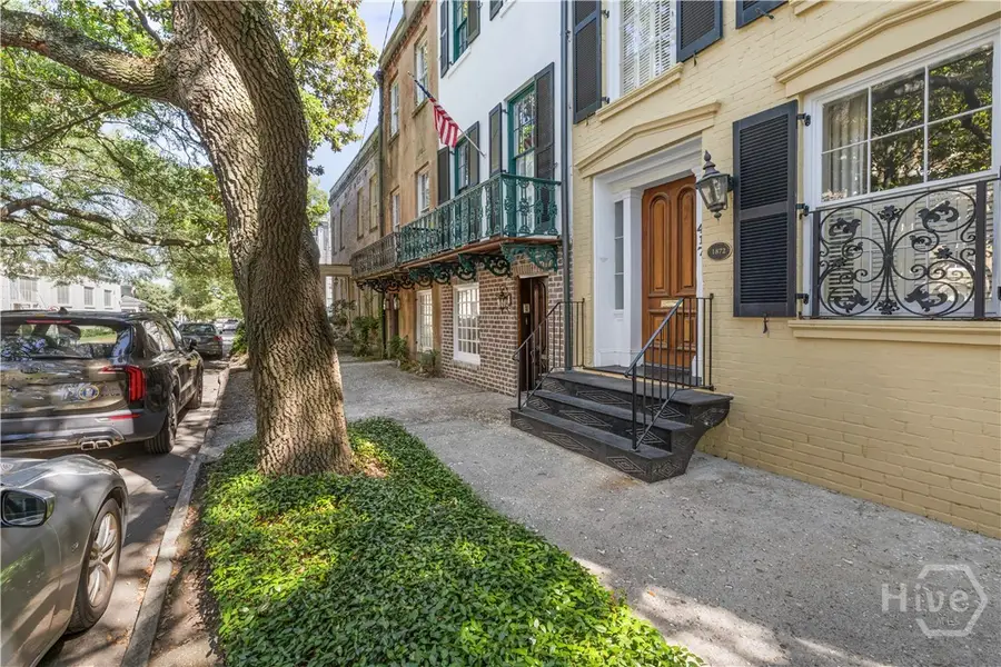 419 E Charlton Street, Savannah, GA 31401 - #2