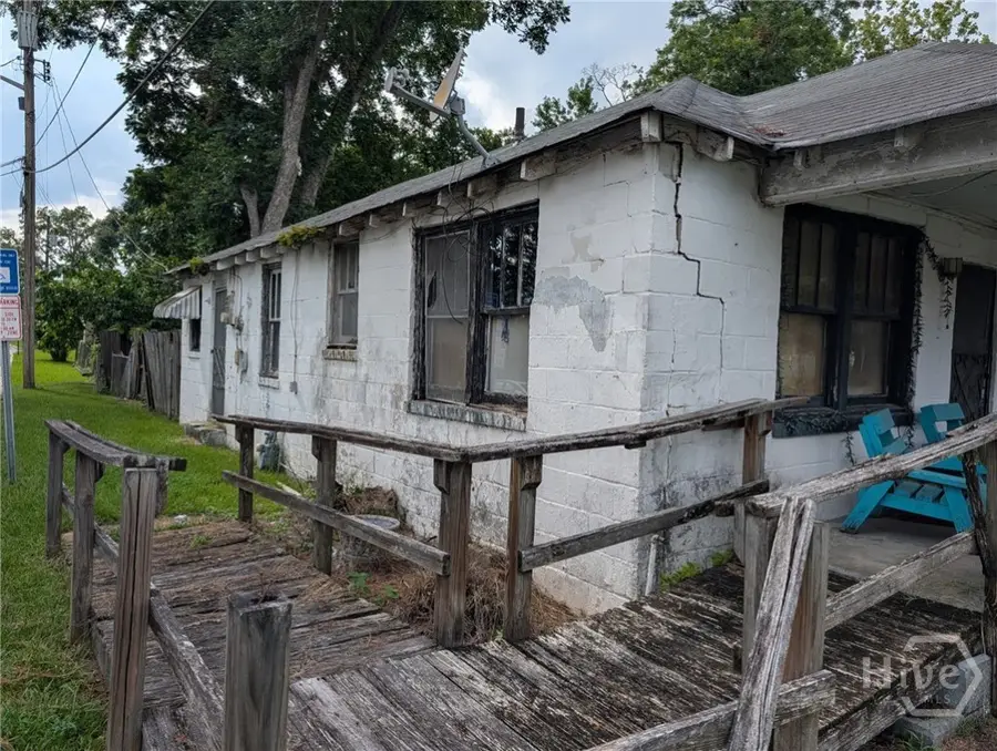 3209 Bulloch Street, Savannah, GA 31405 - #2