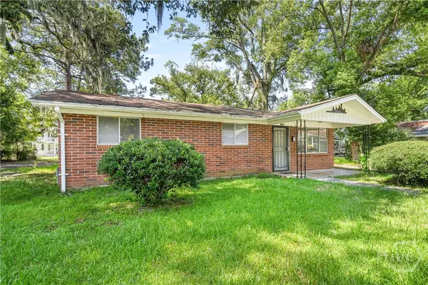 1135 Collins Street, Savannah, GA 31404
