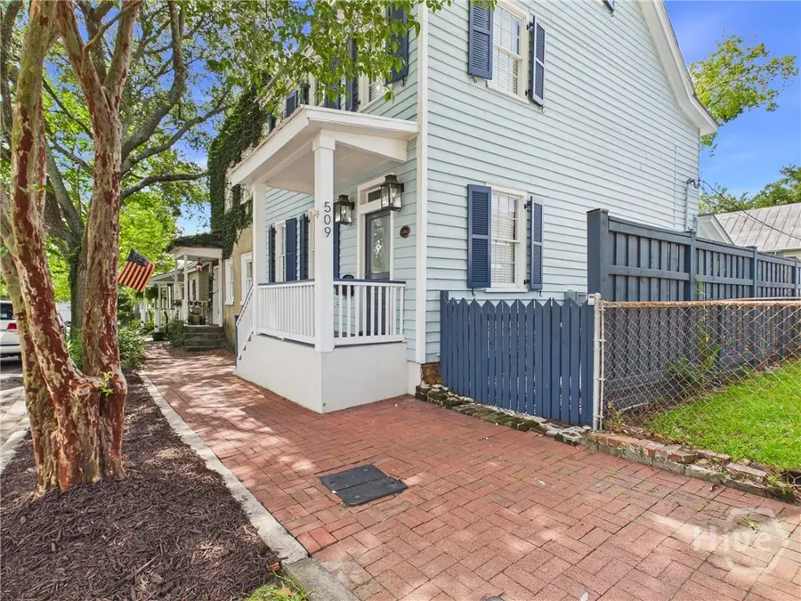 509 E Charlton Street, Savannah, GA 31401 - #2