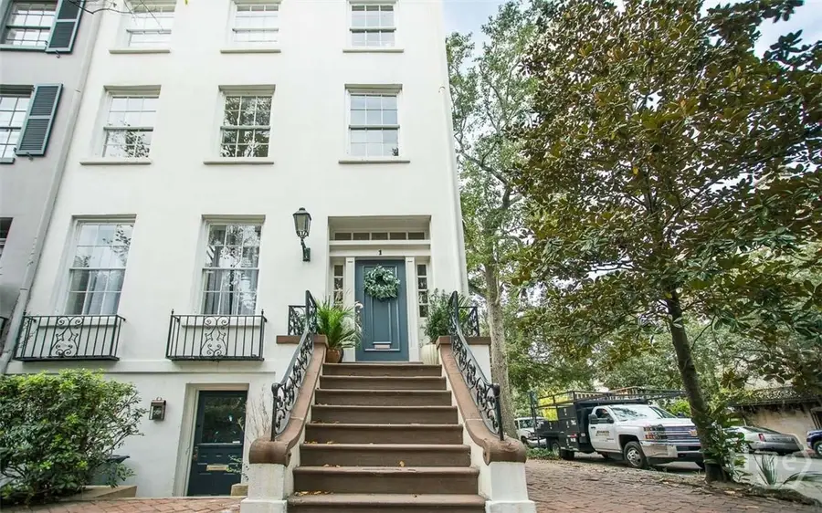1 E Gordon Street #Studio, Savannah, GA 31401 - #2