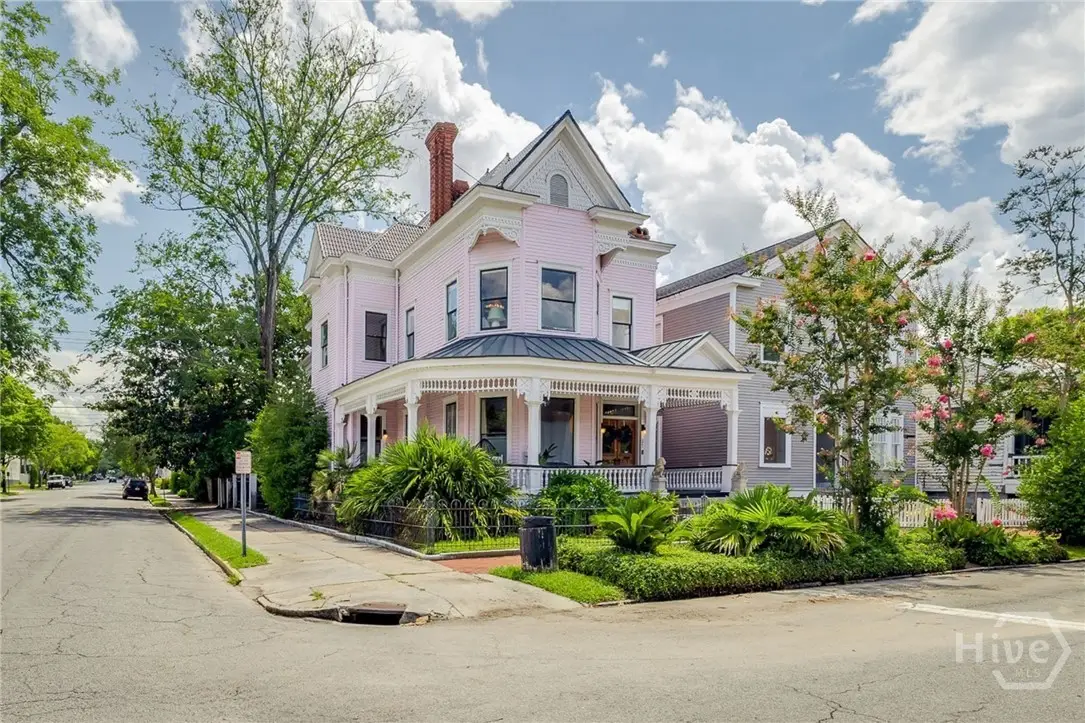 321 E Bolton Street, Savannah, GA 31401 - #1