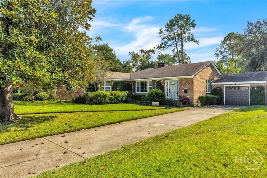 223 E 64th Street, Savannah, GA 31405 - #3