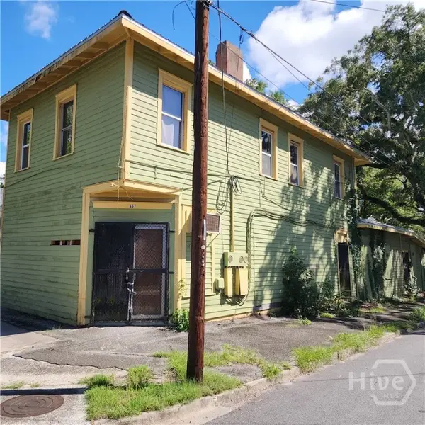 651 W 41st Street W, Savannah, GA 31415