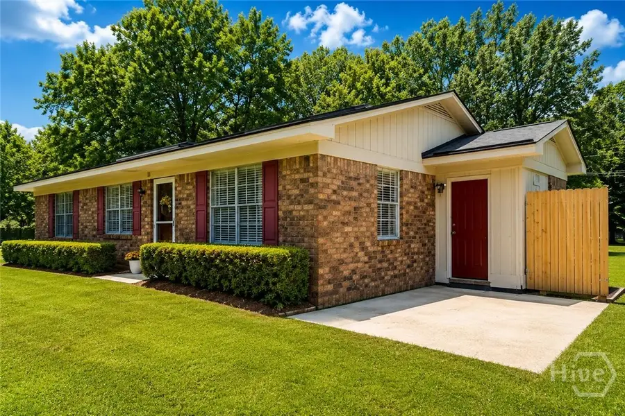 207 Poplar Street, Bloomingdale, GA 31302 - #2