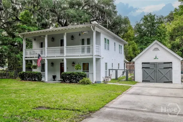 65 Richmond Drive, Savannah, GA 31406