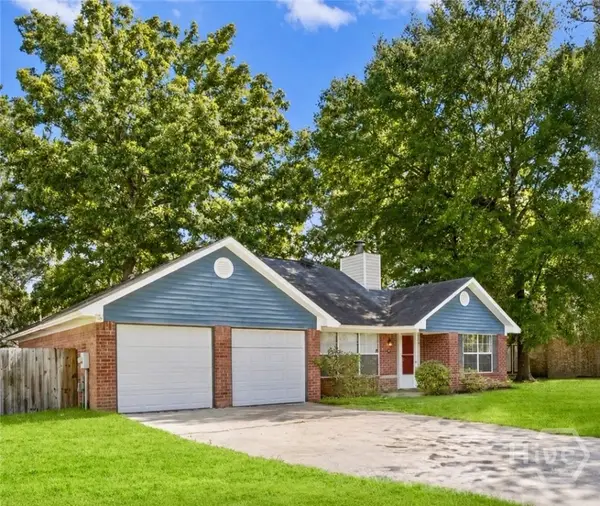 27 Jack Snipe Court E, Richmond Hill, GA 31324