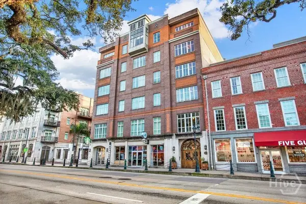 165 W Bay Street #402, Savannah, GA 31401