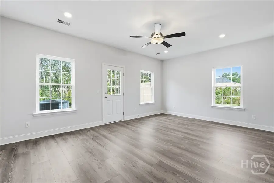 137 Islamorada Lane, Bloomingdale, GA 31302 - #2