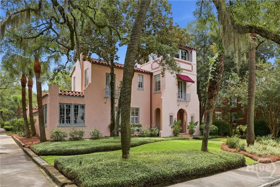 739 E 45th Street, Savannah, GA 31405 - #2