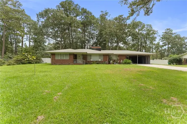 97 Azalea Avenue, Garden City, GA 31408