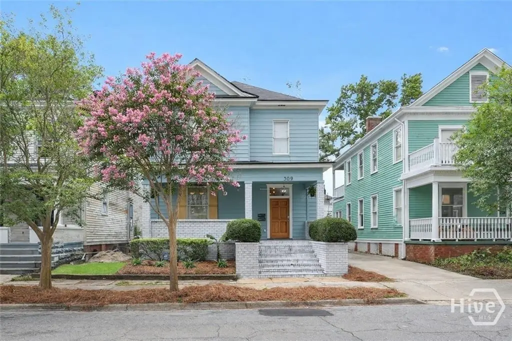 309 W 33rd Street, Savannah, GA 31401 - #1