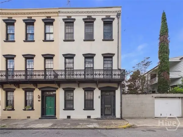 307 E York, Savannah, GA 31401
