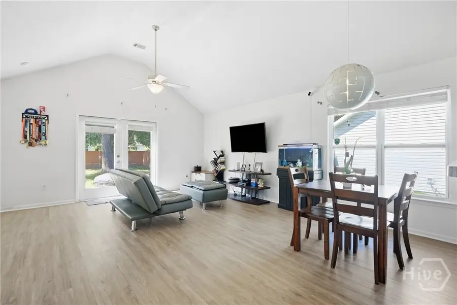 115 S Circle Drive, Savannah, GA 31405 - #2