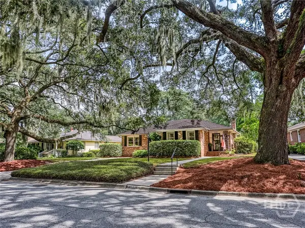 5520 Reynolds Street, Savannah, GA 31405
