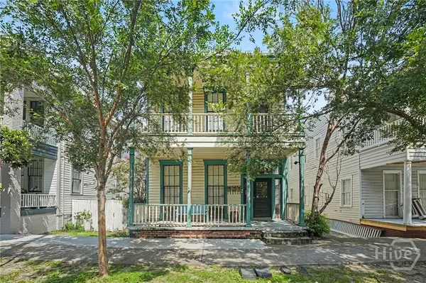 308 E Waldburg Street, Savannah, GA 31401