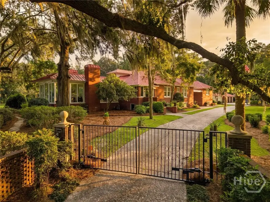 5909 Laroche Avenue, Savannah, GA 31406 - #2