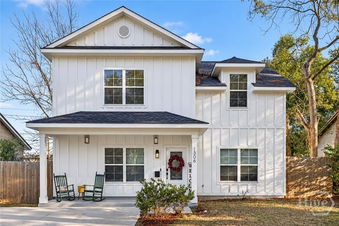 1306 E Waldburg Street, Savannah, GA 31404 - #1