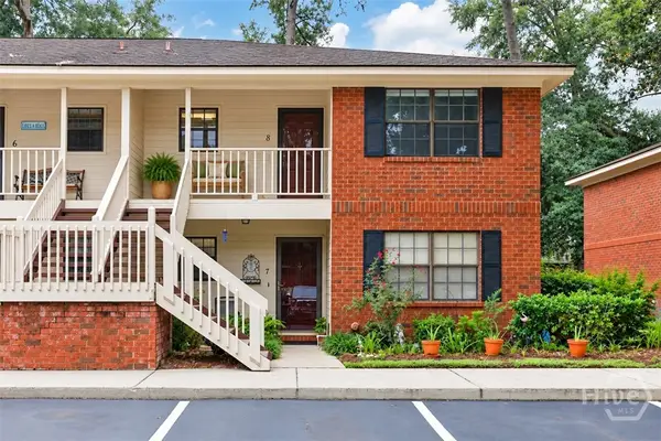 8 Colony Park Drive, Savannah, GA 31406
