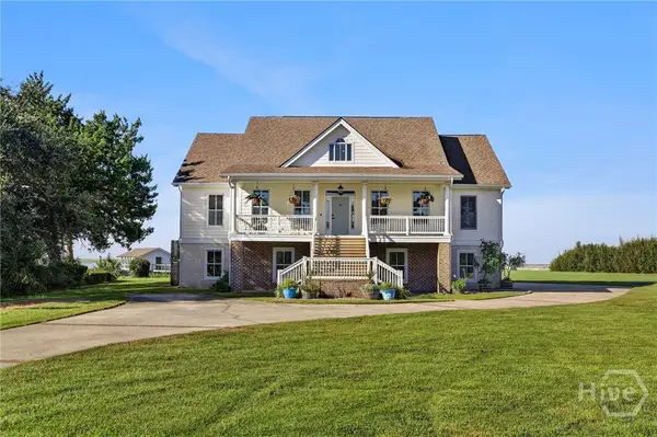 72 Amanda Drive, Savannah, GA 31406