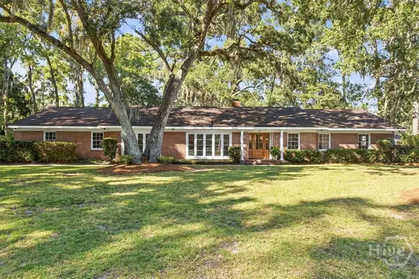 412 Arlington Road, Savannah, GA 31419