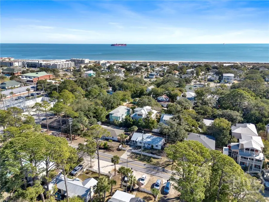 606 Jones Avenue, Tybee Island, GA 31328 - #3