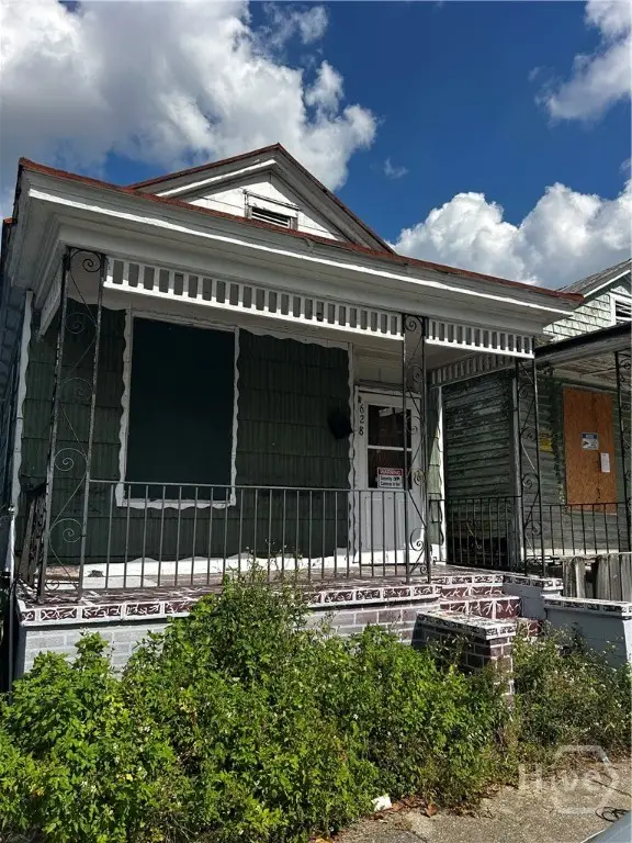 628 W 42nd Street, Savannah, GA 31415