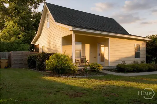 3222 Oakwood Drive, Savannah, GA 31404