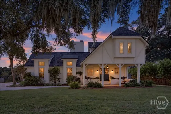 221 E Point Drive, Savannah, GA 31410