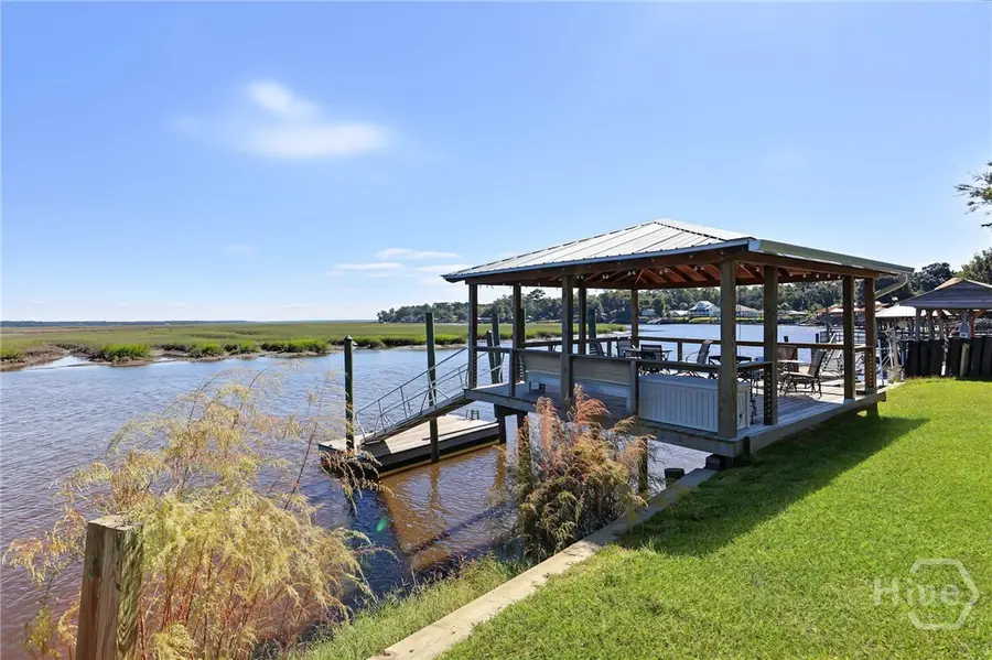 719 E 1st Street, Midway, GA 31320 - #3