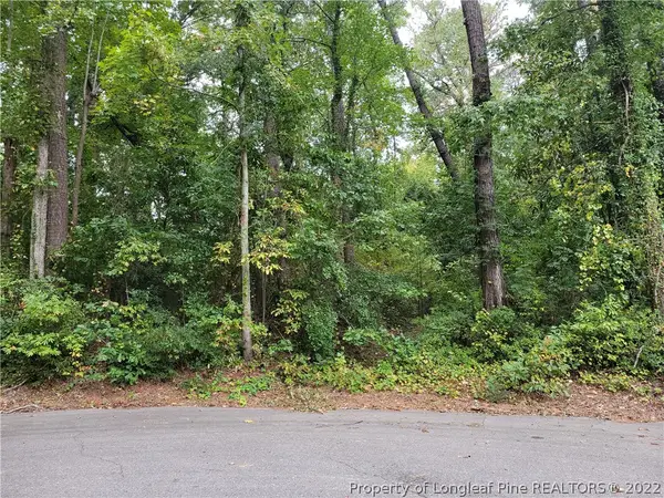 1506 Woodleaf Lane, Fayetteville, NC 28303