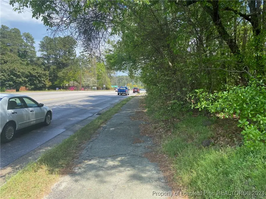 1450 Pamalee Drive, Fayetteville, NC 28303 - Image #3